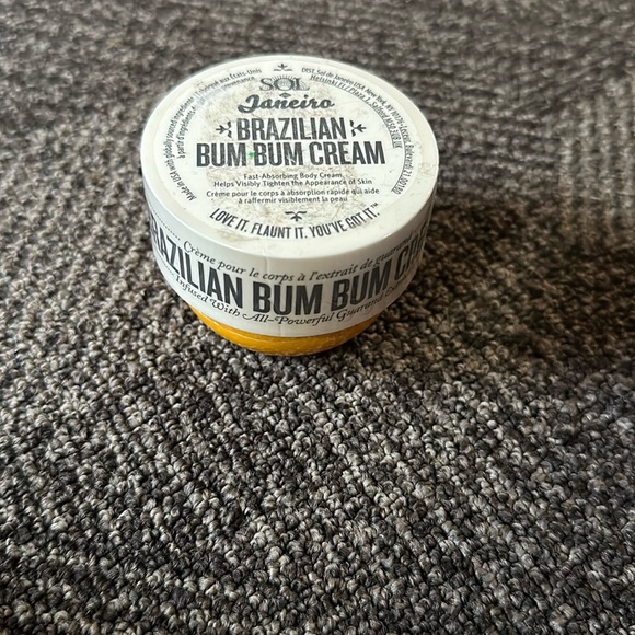 Sol de Janeiro Brazilian Bum Bum Cream Mini - Picture 2 of 8